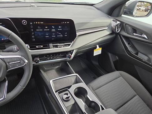 New 2026 Chevrolet Equinox LT w/ Safety and Technology Package image 19