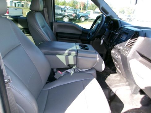Used 2020 Ford F150 XL w/ Equipment Group 101A Mid AWD/4WD image 17