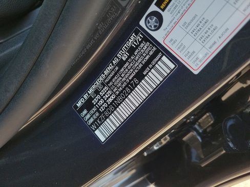 Used 2022 Mercedes-Benz E 350 Sedan image 32