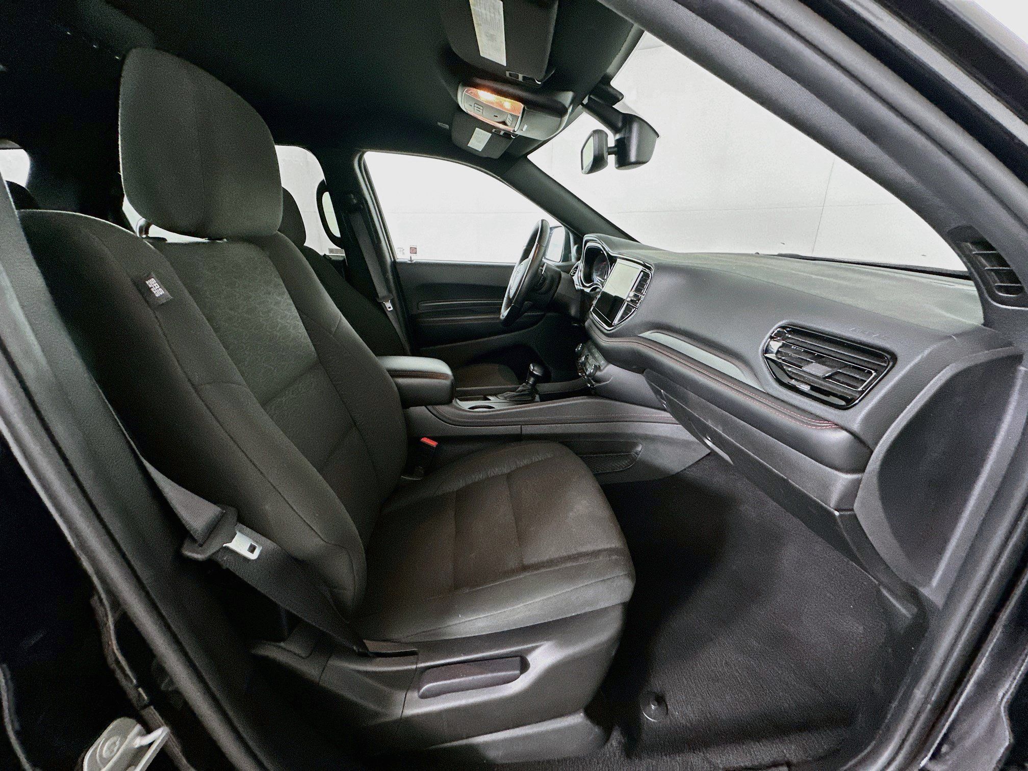 Used 2025 Dodge Durango GT AWD/4WD image 33