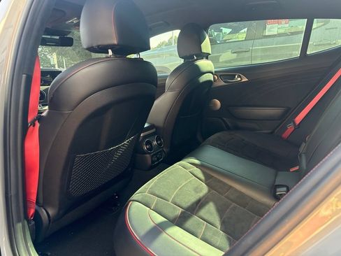 Used 2023 Kia Stinger GT2 AWD/4WD image 8
