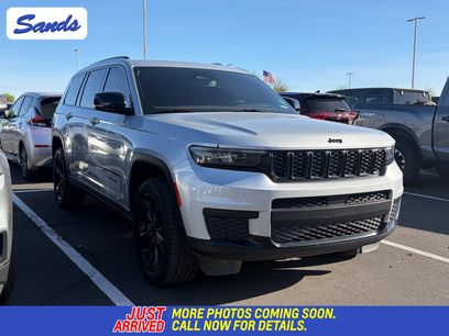 Used 2022 Jeep Grand Cherokee L Laredo