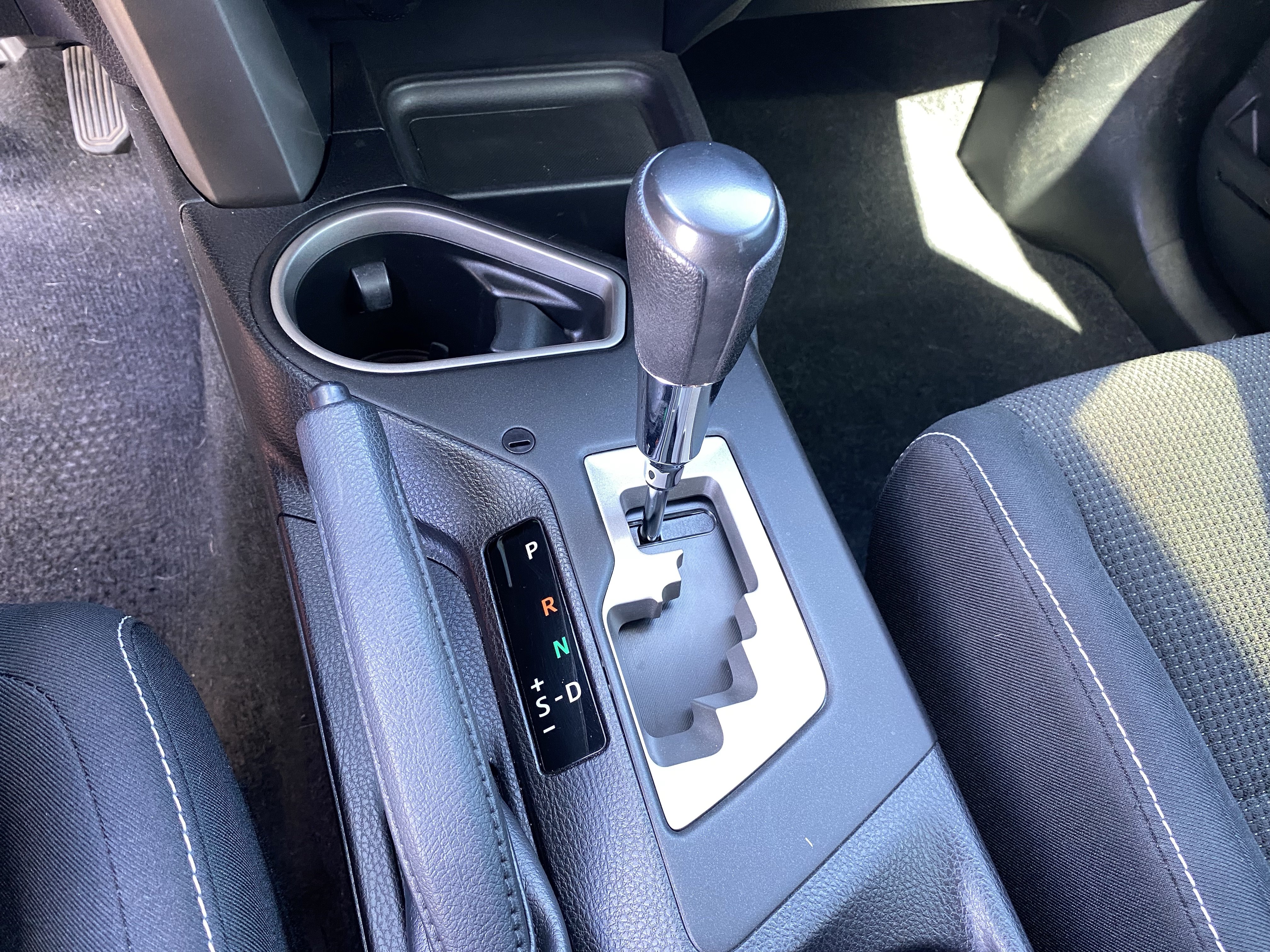 Used 2017 Toyota RAV4 XLE w/ Carpet Mat Package FWD image 26
