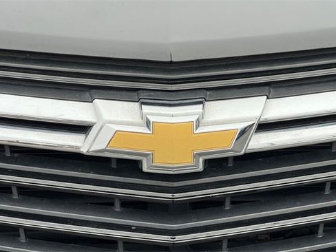 Used 2022 Chevrolet Equinox LT image 38