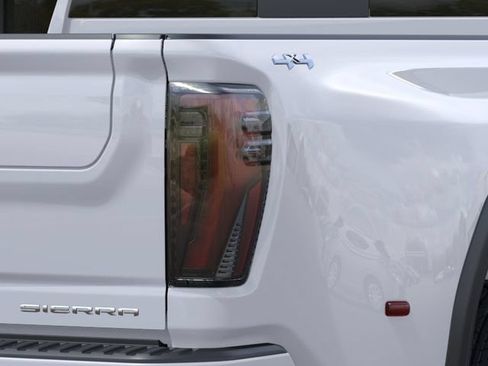 New 2026 GMC Sierra 3500 Denali Ultimate AWD/4WD image 13