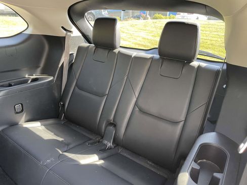 Used 2023 MAZDA CX-9 Touring AWD/4WD image 16
