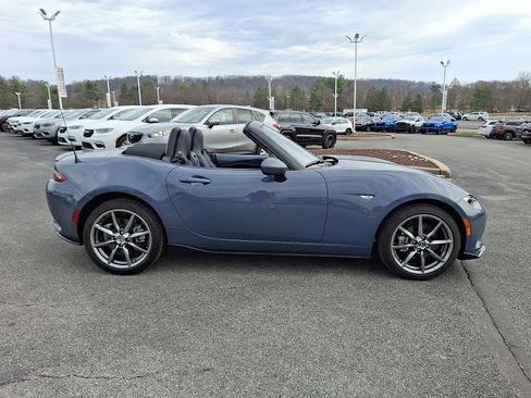Used 2022 MAZDA MX-5 Miata Grand Touring w/ Appearance Package image 7