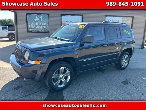 Used 2015 Jeep Patriot Latitude AWD/4WD image 1