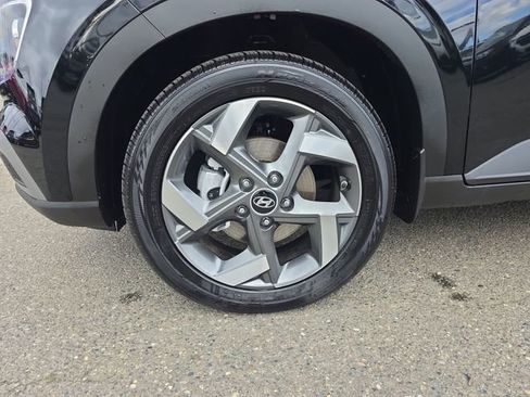 Used 2025 Hyundai Venue SEL FWD image 27