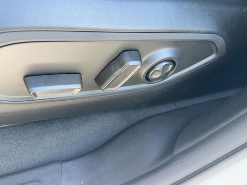 New 2025 Jeep Grand Cherokee Laredo w/ Luxury Tech Group I image 12