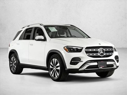 Certified 2025 Mercedes-Benz GLE 350 4MATIC image 3