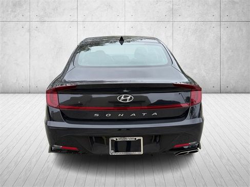 Used 2023 Hyundai Sonata SEL image 3