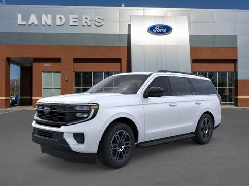 New 2026 Ford Expedition Active RWD image 1
