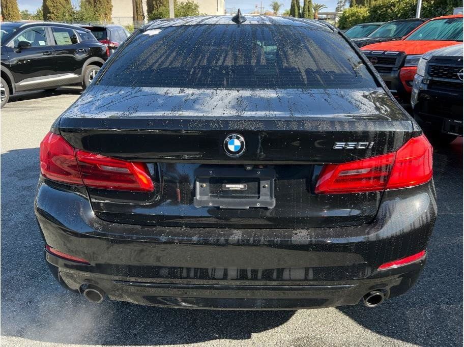Used 2018 BMW 530i RWD image 4