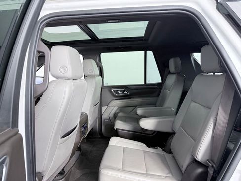 Used 2021 Chevrolet Tahoe LT w/ LT Signature Package image 23