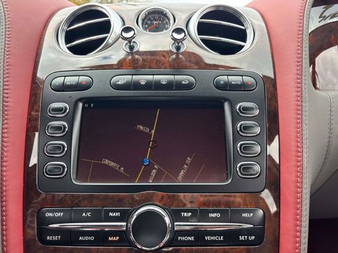 Used 2007 Bentley Flying Spur Flying Spur AWD/4WD image 20