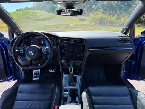 Used 2019 Volkswagen Golf R 2.0T DSG w/DCC/Nav image 18