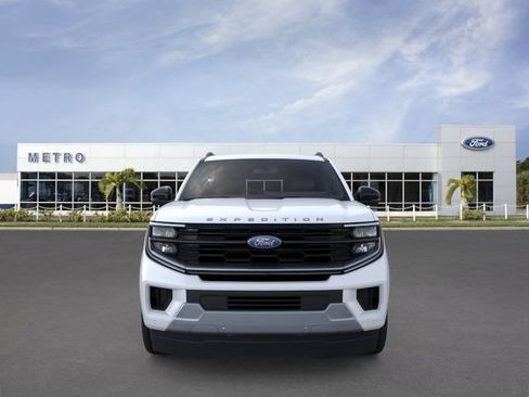 New 2026 Ford Expedition Platinum w/ Driver's Package AWD/4WD image 6