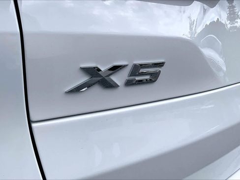 Certified 2025 BMW X5 xDrive40i w/ M Sport Package AWD/4WD image 31