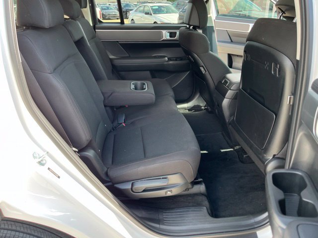 Used 2026 Hyundai Santa Fe SE FWD image 15