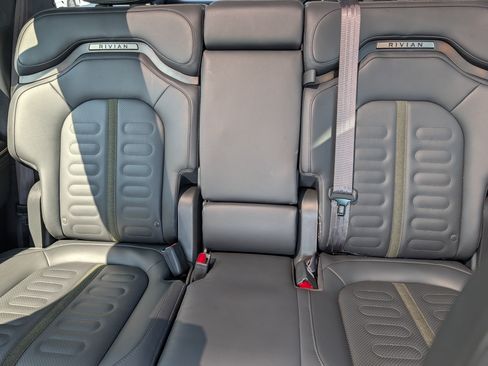 Used 2024 Rivian R1S Adventure AWD/4WD image 13