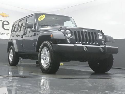 Used 2017 Jeep Wrangler Unlimited Sport w/ Quick Order Package 24S image 3
