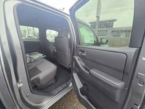 New 2026 Nissan Frontier SV w/ SV Convenience Package image 13