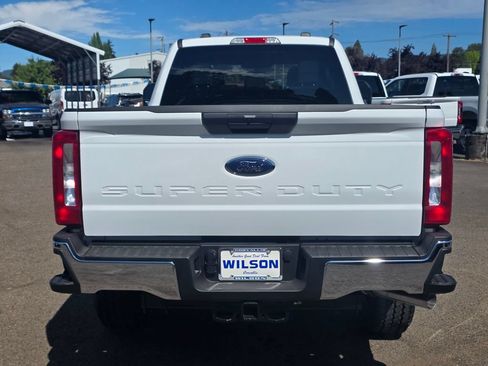 New 2026 Ford F350 XLT w/ FX4 Off-Road Package AWD/4WD image 8