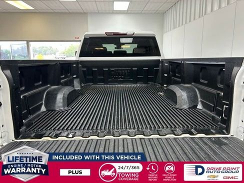 Used 2025 Chevrolet Silverado 2500 LT w/ Convenience Package AWD/4WD image 12