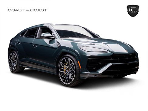 Used 2025 Lamborghini Urus SE image 1