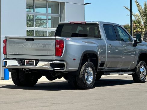 Used 2024 Chevrolet Silverado 3500 LT AWD/4WD image 4