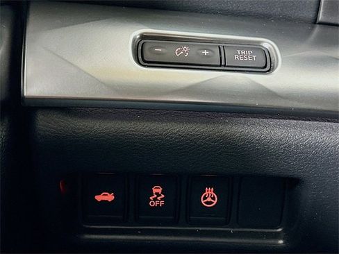 Used 2017 Nissan Maxima SR w/ Midnight Edition image 10