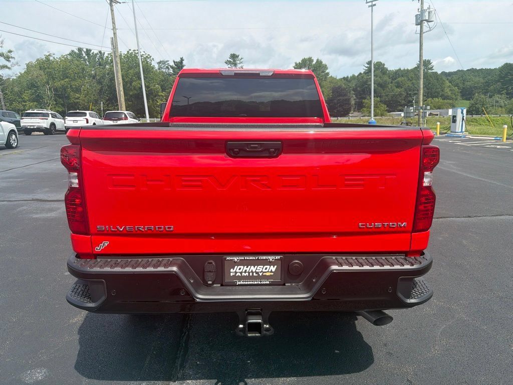 New 2026 Chevrolet Silverado 2500 Custom w/ Custom Value Package AWD/4WD image 7