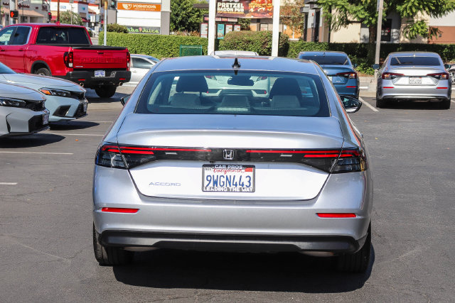 Used 2025 Honda Accord SE image 10