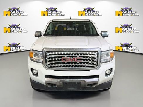 Used 2018 GMC Canyon Denali image 2
