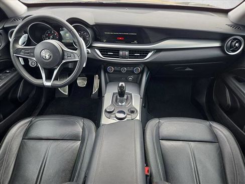 Used 2018 Alfa Romeo Stelvio Sport w/ Quick Order Package 22J Sport image 15