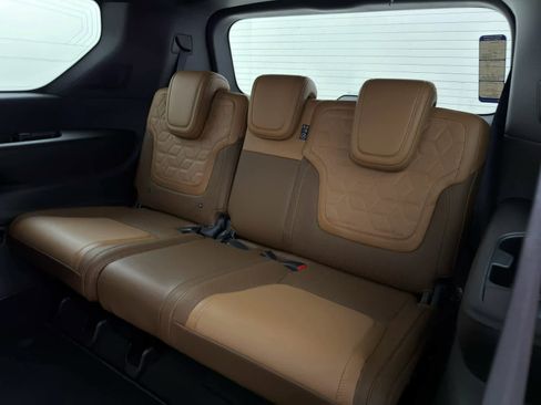 New 2026 Nissan Armada Platinum Reserve w/ Accent Package AWD/4WD image 17