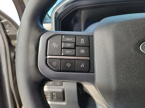 Used 2023 Ford F250 Lariat w/ Lariat Ultimate Package AWD/4WD image 16