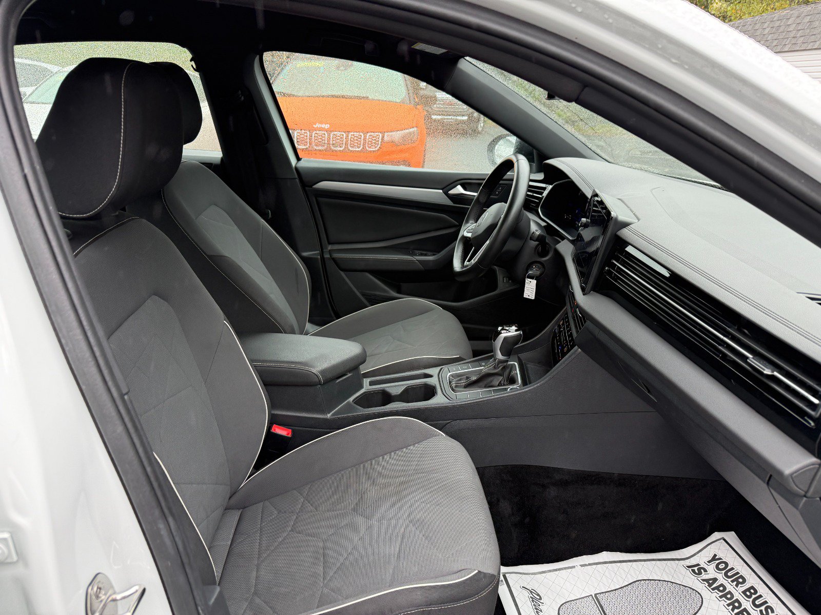 Used 2025 Volkswagen Jetta Sport FWD image 21