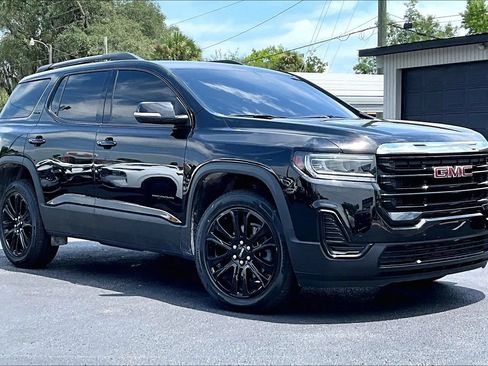 Used 2023 GMC Acadia SLE w/ Driver Convenience Package FWD image 2