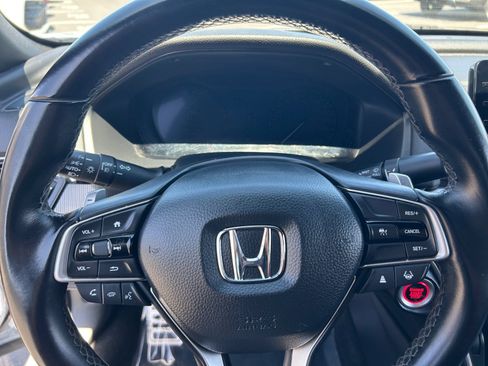 Used 2022 Honda Accord Sport image 9