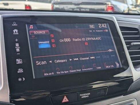 Used 2017 Honda Pilot EX image 23