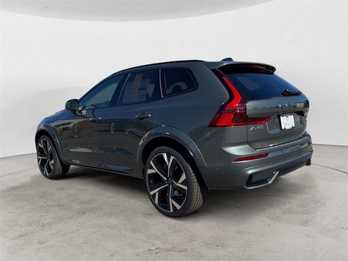 New 2026 Volvo XC60 T8 Ultra w/ Protection Package Premier image 3