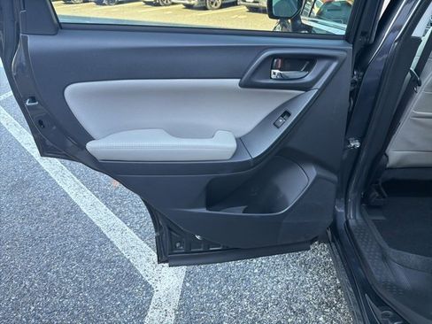 Used 2018 Subaru Forester 2.5i Limited image 30
