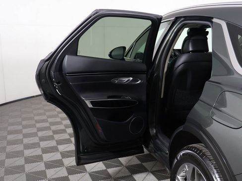 Used 2025 Genesis GV70 2.5T image 20