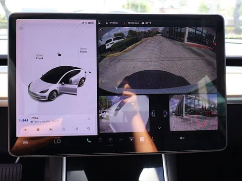 Used 2020 Tesla Model 3 Long Range image 51