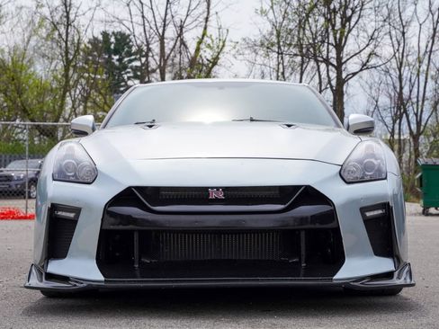 Used 2010 Nissan GT-R Premium AWD/4WD image 10