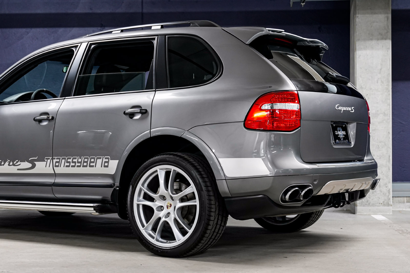 Used 2010 Porsche Cayenne S Transsyberia AWD/4WD image 37