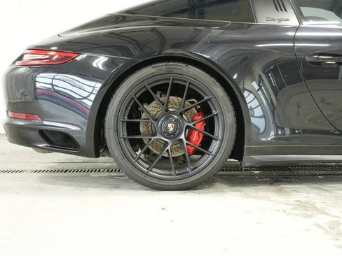 Certified 2018 Porsche 911 Targa 4 GTS image 38