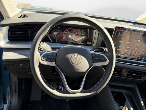 New 2026 Volkswagen Tiguan SE image 10